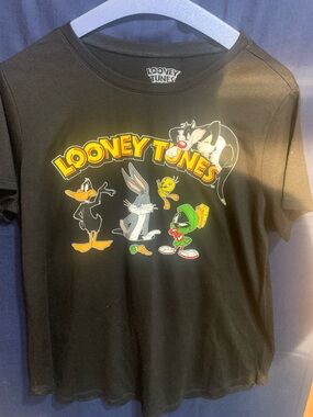Warner Bros. Black Looney Tunes Graphic Tee with Colorful Characters